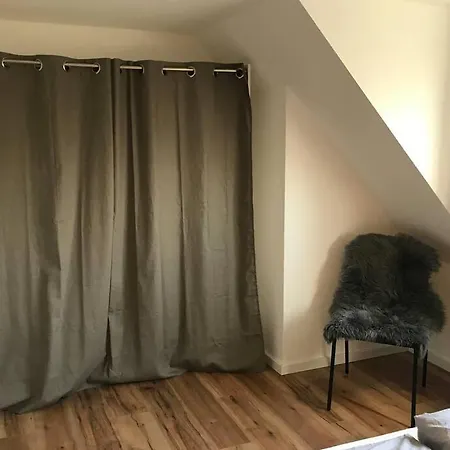 Apartment Frankfurt, Renoviert, 65qm Dg