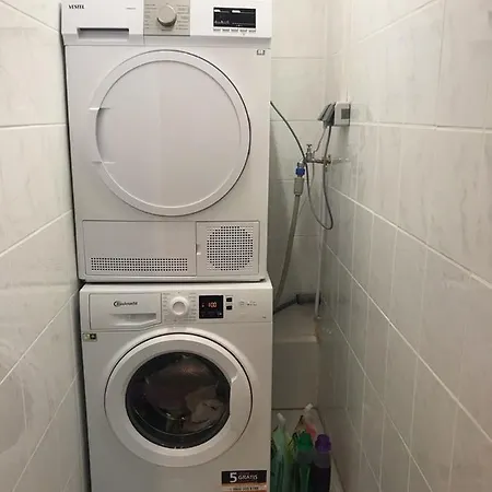 Frankfurt, Renoviert, 65qm Dg * ברגיש גלאדבך