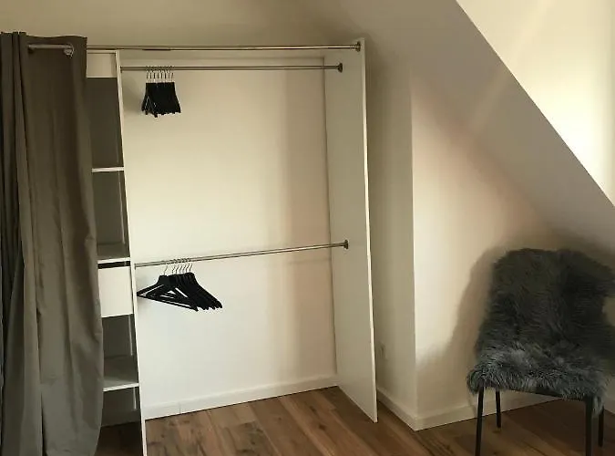 Frankfurt, Renoviert, 65qm Dg 아파트 베르기슈글라트바흐