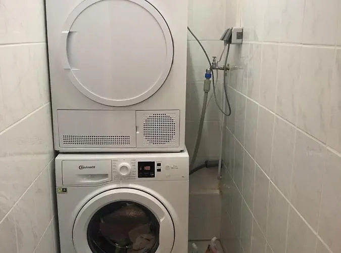 Frankfurt, Renoviert, 65qm Dg * 베르기슈글라트바흐